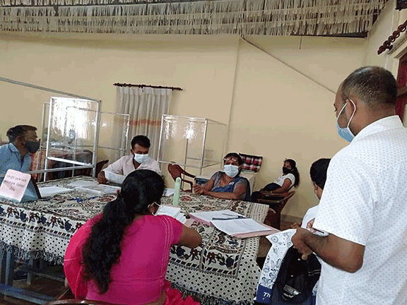 Mobile Service for Issuing Elder Identity Cards